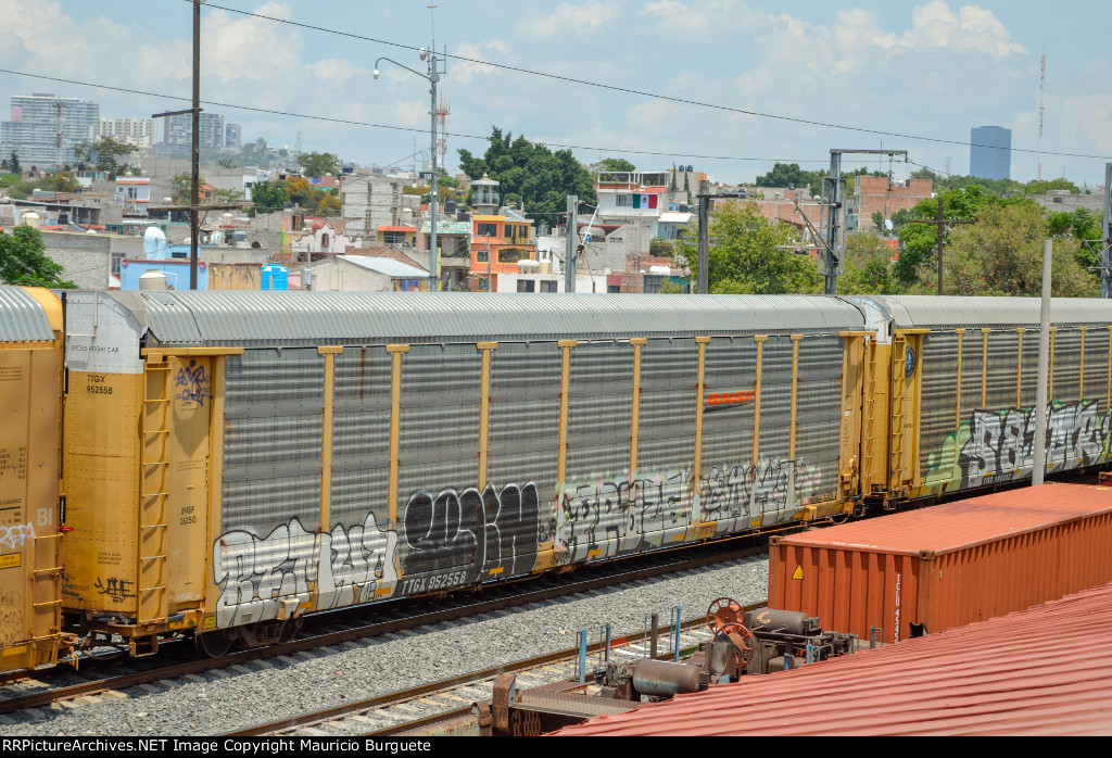 TTGX BNSF Autorack